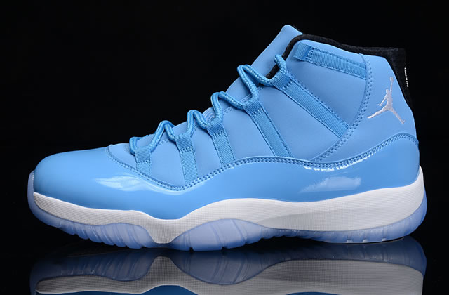 Air Jordan 11 Pantone