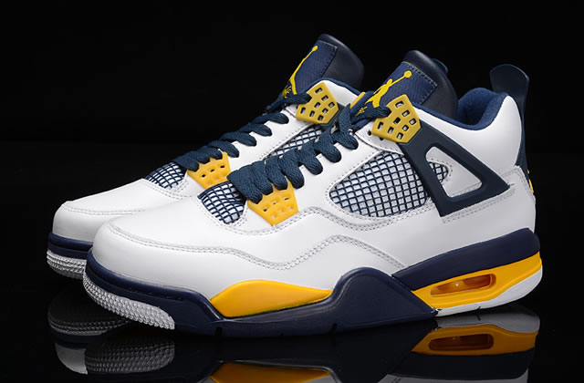 Air Jordan 4 Marquette PE