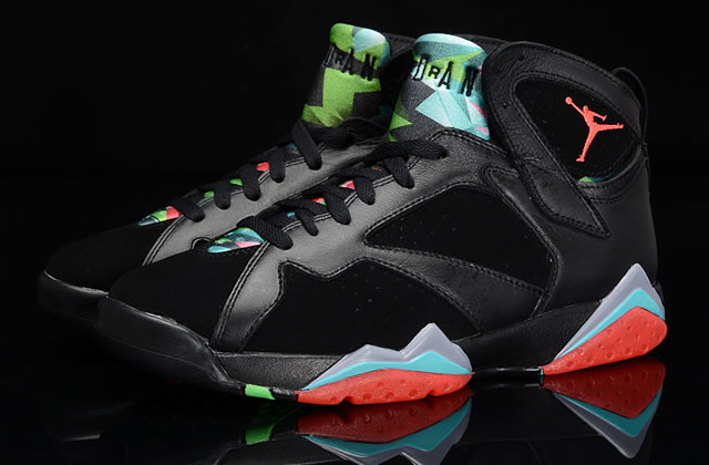 Air Jordan 7 Marvin the Martian